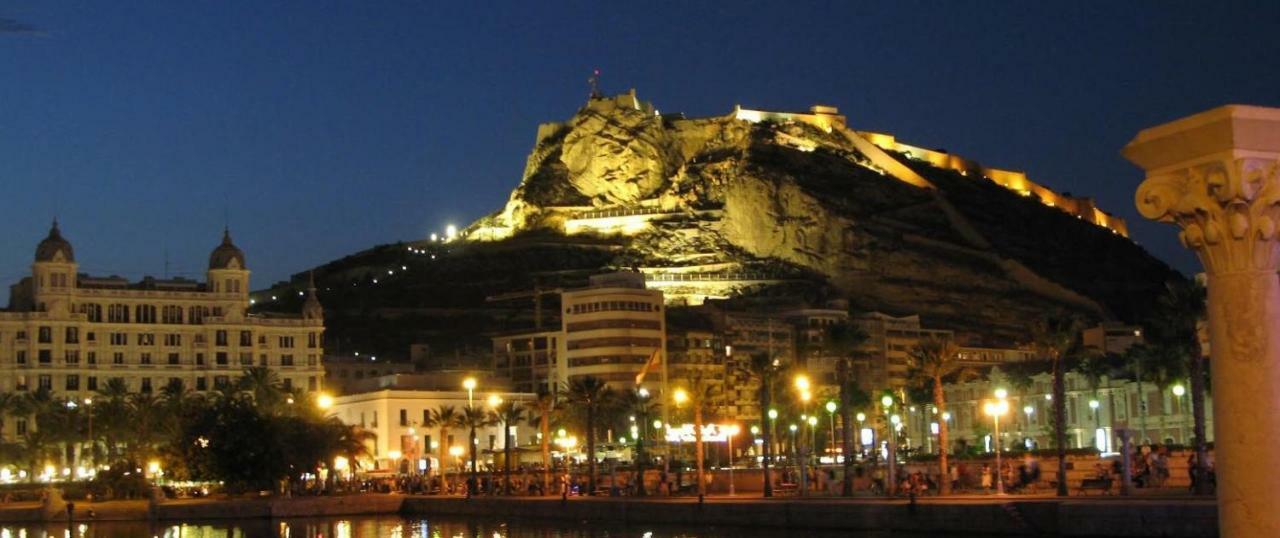 Un Lujo En El Corazon De Alicante Kültér fotó
